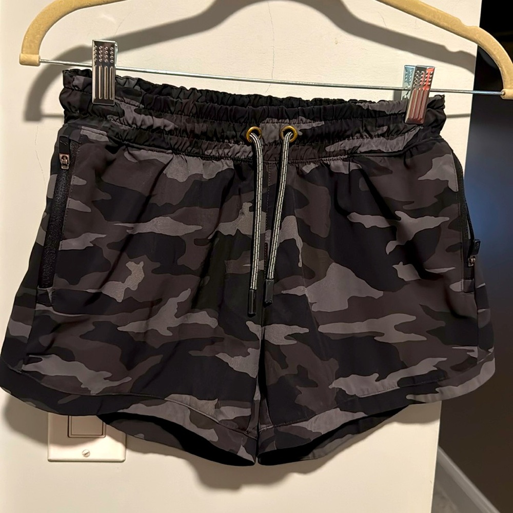 Girl Athleta Shorts Size 14